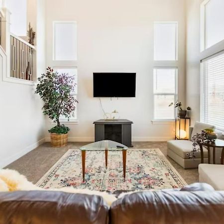 Brand New 3-Beds Stylish Entire House At Lehi Villa Luaran gambar
