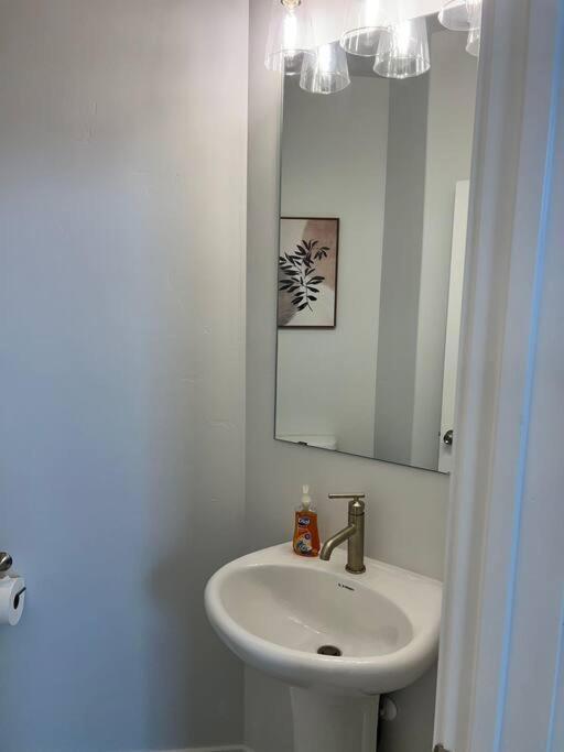 Brand New 3-Beds Stylish Entire House At Lehi Villa Luaran gambar